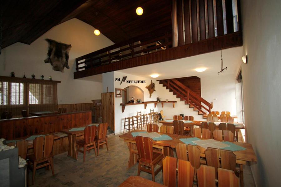 Rekreacni Areal Adamec Hotel Ledenice Exterior foto